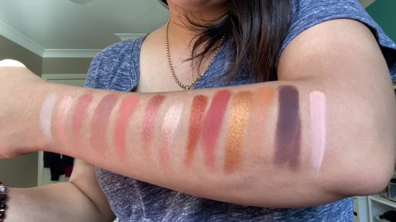 TooFaced Gingerbread Extra Spicy Palette With Swatches