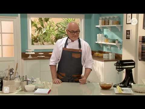 Osvaldo Gross Masa Frola Torta Suiza De Nueces Tarta Vienesa De Ricota Y Ciruelas