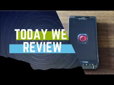Video: Rozdíl Mezi Motorola Droid X2 A Motorola Droid X