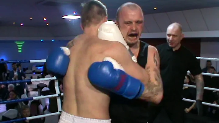 Aaron Hayward Vs Jason Sands