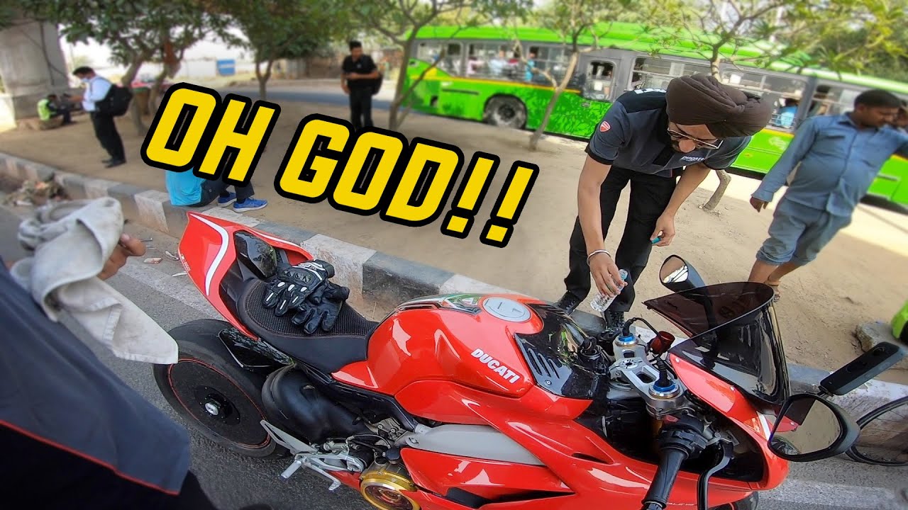 DUCATI Breakdown ho gayi Garmi se!