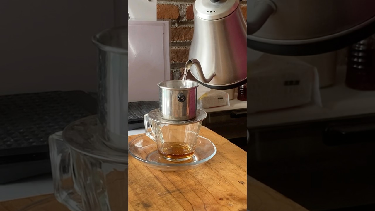 Membuat Kopi Excelsa Madu 