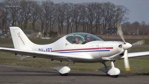 Aerospool Dynamic WT9 PH-4B7 Teuge Airport 12 Maart 2022