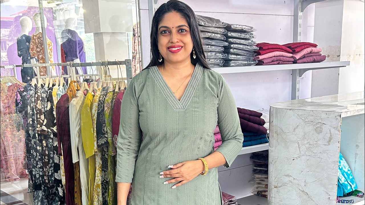 🔥budget frdly Ambika neck kurthi🔥Booking whatsapp no:8089023345/ 9567570321✈️free shipping✈️