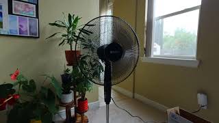 Utilitech 18 inch Pedestal Fan with Remote