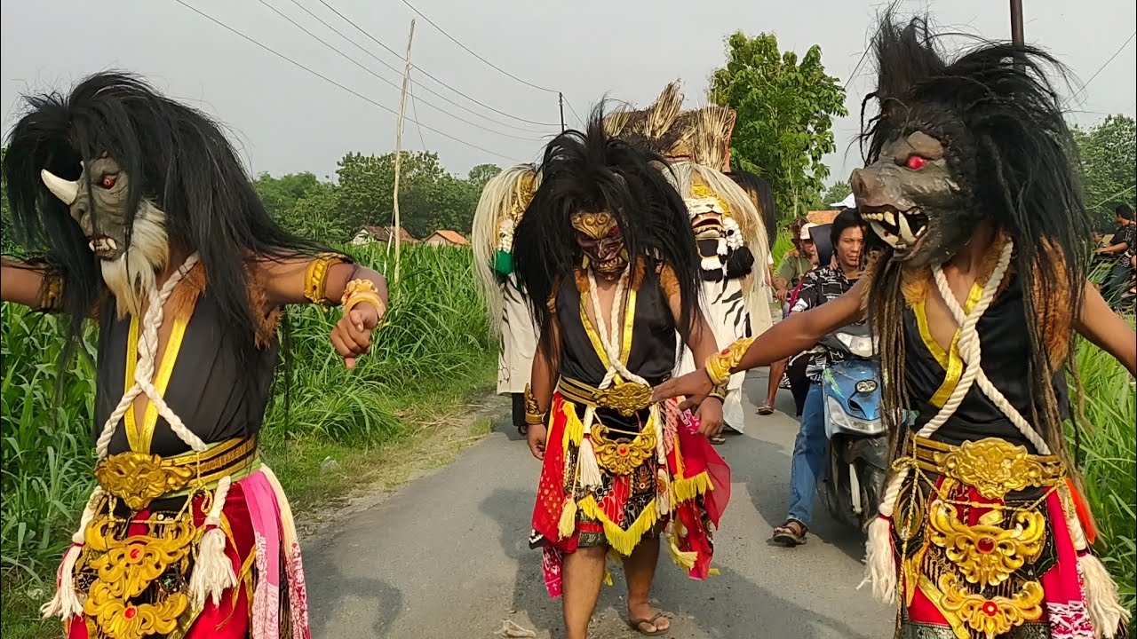 Kirab Barongan Gembong Aji Joyo live Gombang 