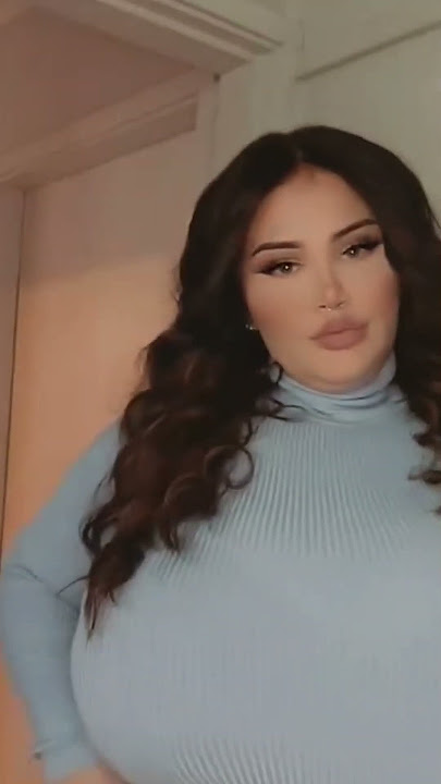 United States Body Positivity Model ☑️ Miss Pamme Bio Wiki Age Height Weight Facts & More Fashion