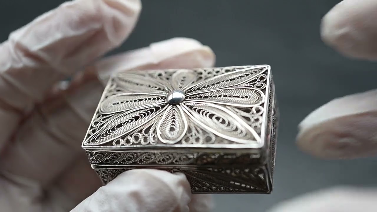 Vintage Sterling Silver Filigree Small Box Pill Case - YouTube