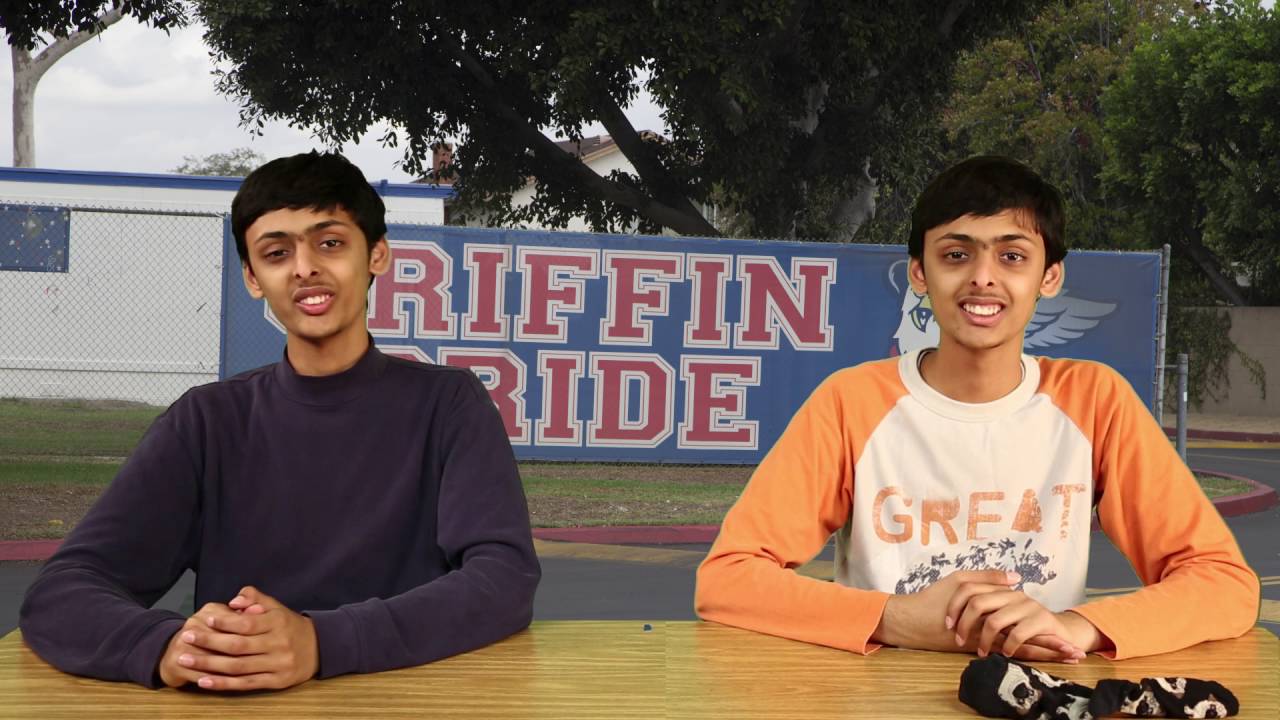 المتوسط في المثلث Griffin News 2015-2016: Volume 17 (Los Alamitos High School)