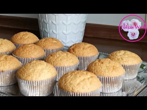 Βίντεο: Muffins Kefir με φράουλες