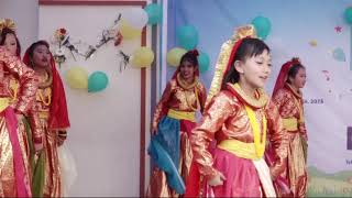 Download lagu Maruni dance by grade five Everest and Kangchenjunga Maruni dance by grade five Everest and Kangchenjunga