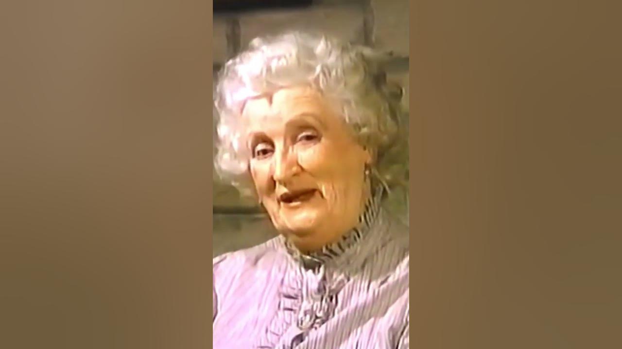elvis-first-song-was-a-gift-to-his-mother-youtube