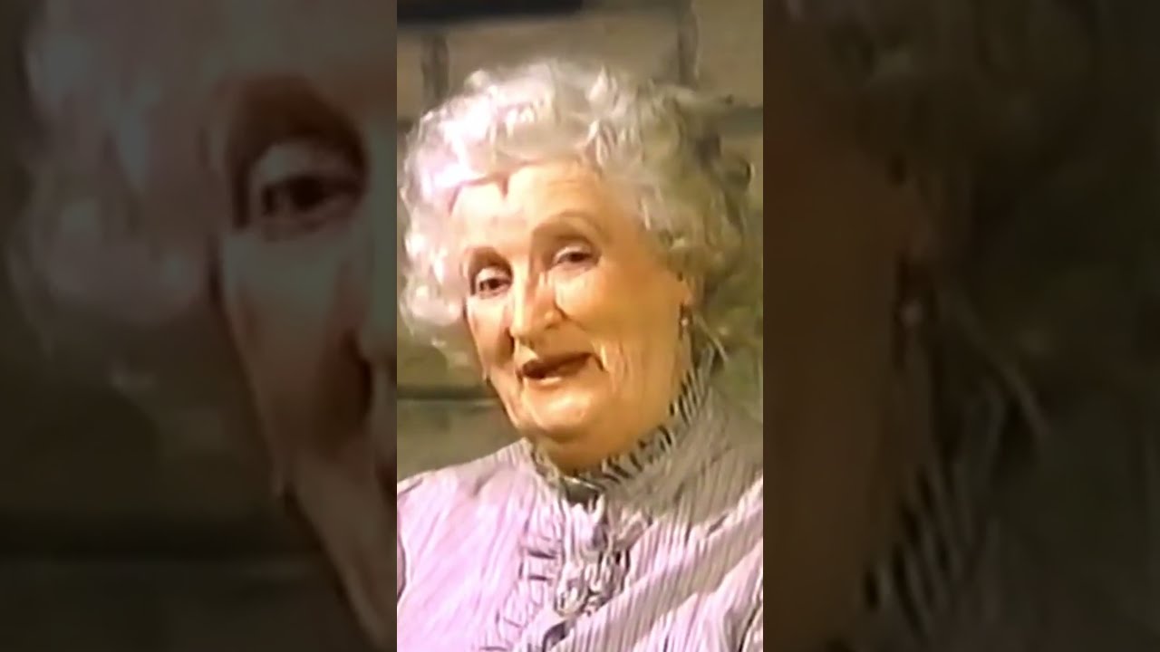 Elvis First Song Was A Gift To His Mother YouTube Elvis First Song Was A Gift To His Mother YouTube