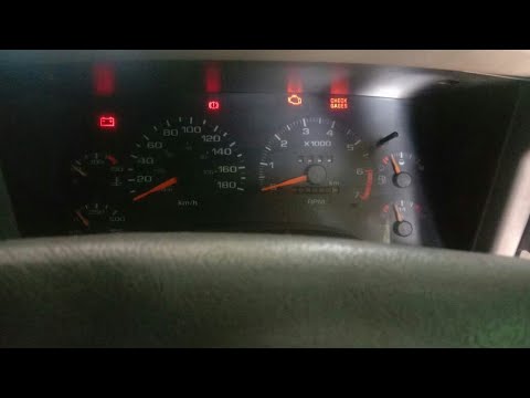 Video: Di mana penapis bahan bakar pada Chevy Blazer 2004?