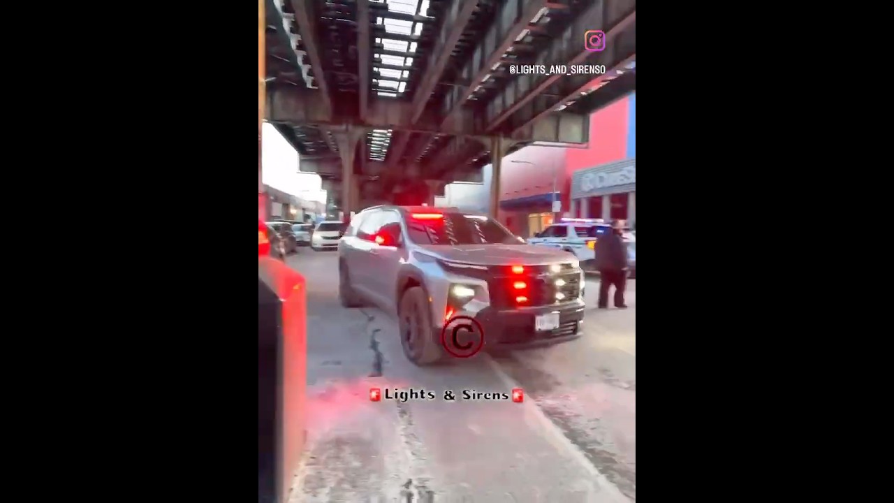 Unmarked Shomrim vehicle responding to an emergency in Brooklyn New York