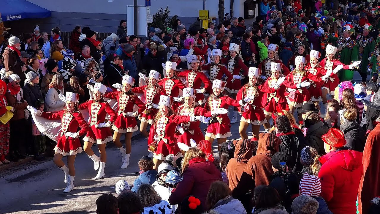 Jubiläumsumzug in Neustadt 2024 - 150 Jahre Narrenzunft Neustadt 1874 e.V. | Hochschwarzwald