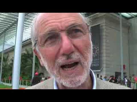 The California Academy of Sciences opened on 9.27.08 as the greenest building in the US. I got a chance to chat with the architect about his vision. Mr. Piano is a winner of archtectures #1 prize, the Pritzker Prize. Interview by Arturo Riera. You can see my slides of the building the opening weekend activities at: picasaweb.google.com