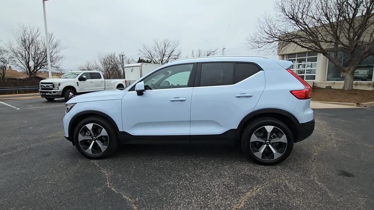 2025 Volvo XC40 B5 Plus Bright Theme OK Oklahoma City, Norman, Edmond, Tulsa, Wellington Park
