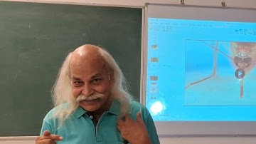 H C Verma 5-day course  on BIO and Phy to class-9 students 4/5