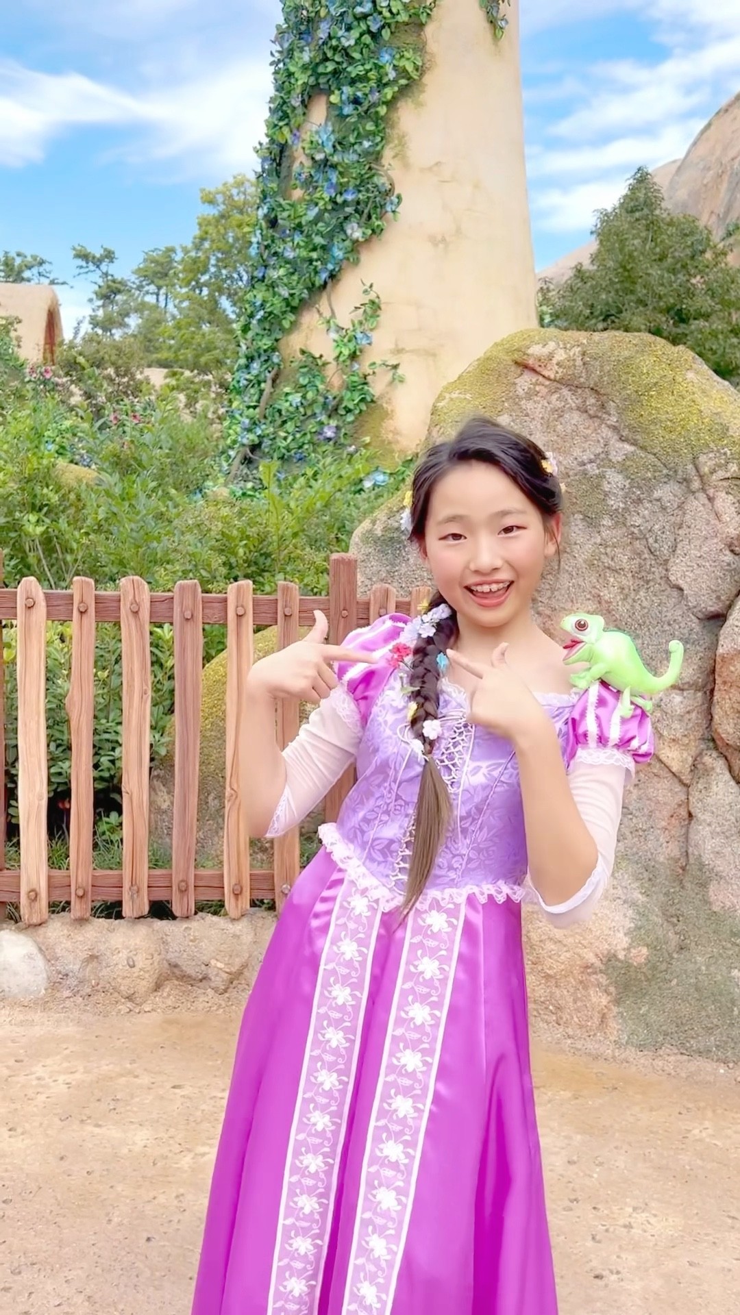 ビビディバビディブティックでラプンツェルにへんしん💖 - YouTube