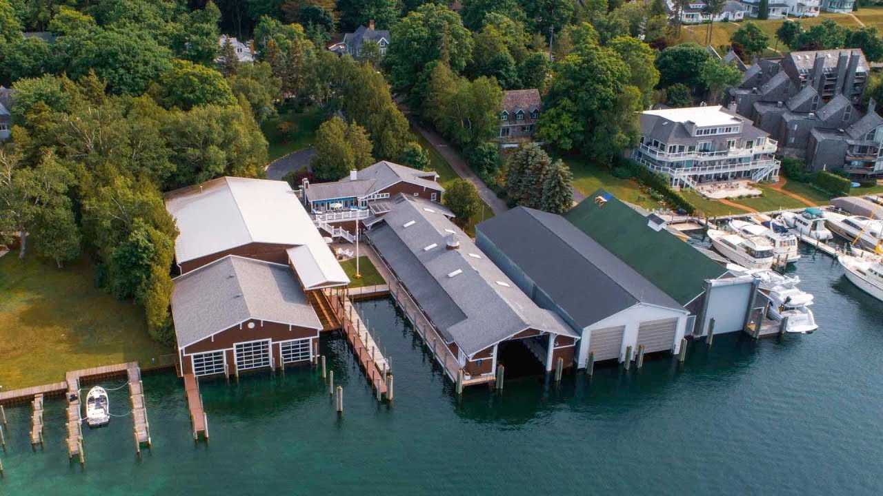 Belvedere Ave | Charlevoix, MI