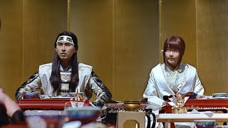 【三太郎】浦ちゃん、結婚式の定番「3つの袋」ド忘れでパニック? 　親指姫は独自の日焼け「親ちゃん焼け」の悩み告白!? 　KDDI新TVCM「友人あいさつ」篇&メイキング
