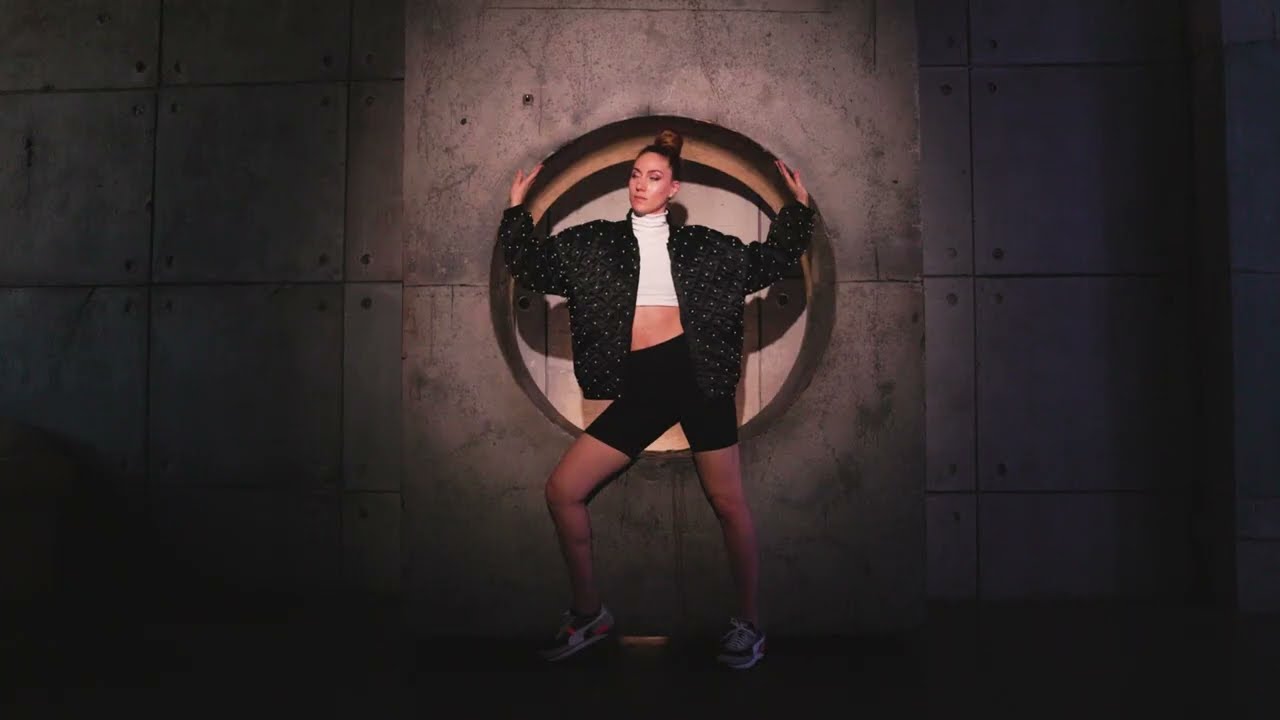 MARIE POPPINS - DANCE FASHION VISUAL - PRODIGY BREATHE