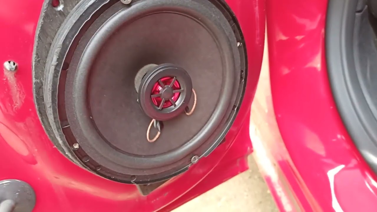 AURA FIREBALL-i62 в задние двери . прослушка.