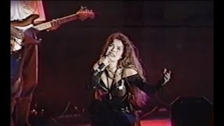 Gloria Trevi - &#39;Siempre a Mí&#39; (En Vivo desde Ecuador 1994)