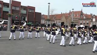 Drum  en Showband Adest Musica tijdens Oranje Bandshow Dordrecht 2023