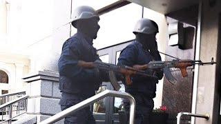 Men Disguised As Police Cause Boxing Event Incident