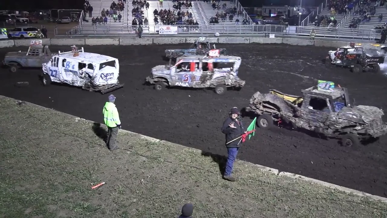 Limited Weld Trucks - Minnesota Throwdown Derby 2022