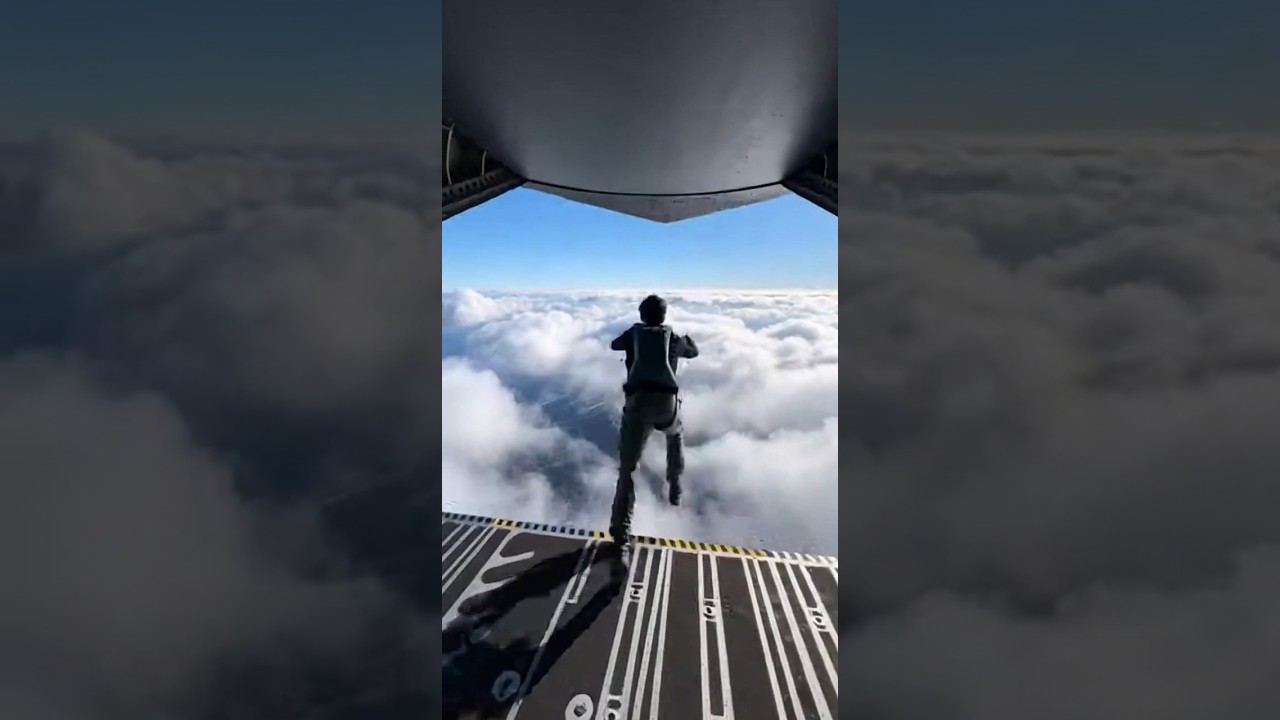 He Freefall from Aircraft and lands on Airbag#freefall #virqlvideo