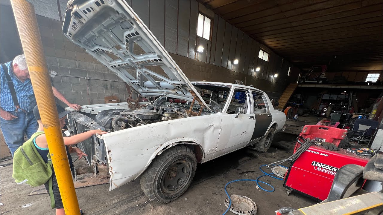 How to build a metric GM wire class car! Part 1!! - YouTube