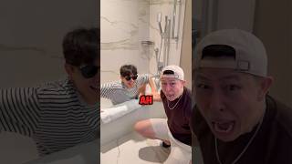 SURPRISING YOUTUBERS WITH THEIR FAVORITE YOUTUBER 😂❤️ #trolling #roblox #funny #memes