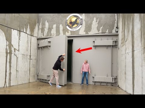 What's inside a Luxury Doomsday Bunker?