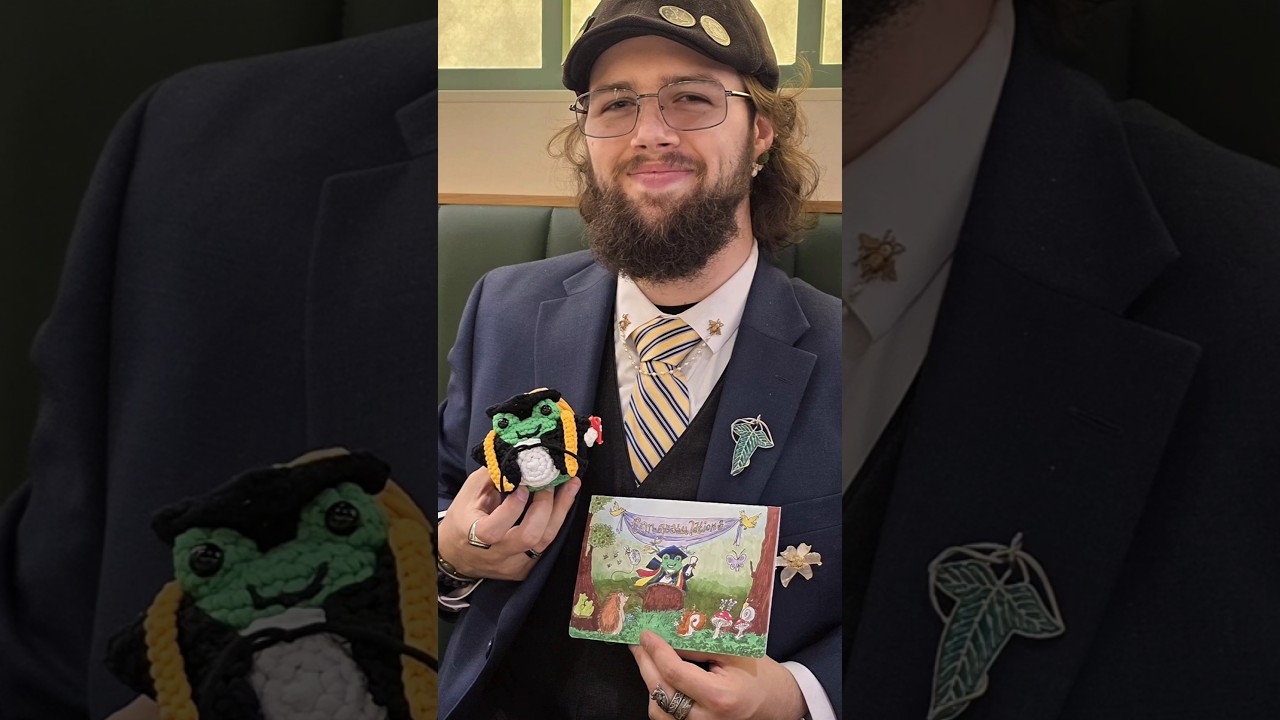 Cottage core graduation gift 🐸