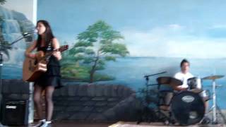 hot n cold katy perry - adriana rodrigues cover Resimi