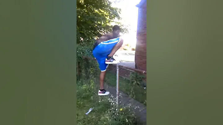 VID_20130923_174...