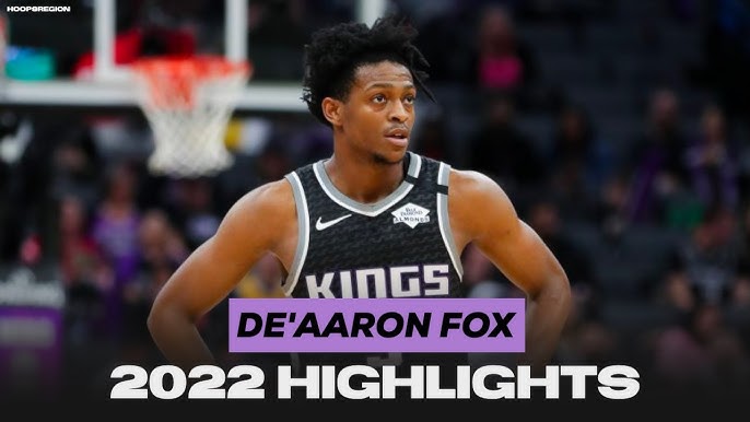 De'Aaron Fox hits insane game-winning buzzer-beater from mid-court