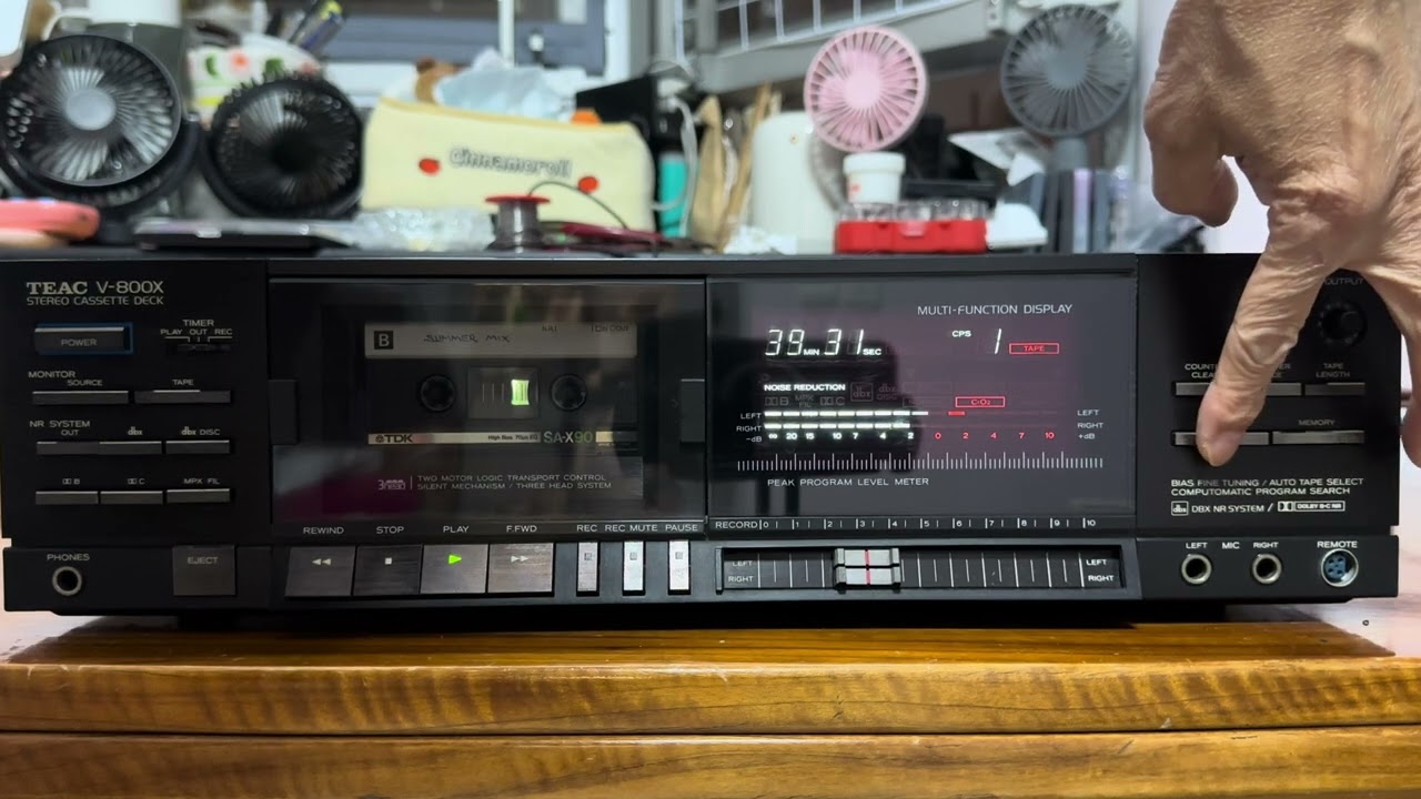 TEAC V-800X - YouTube
