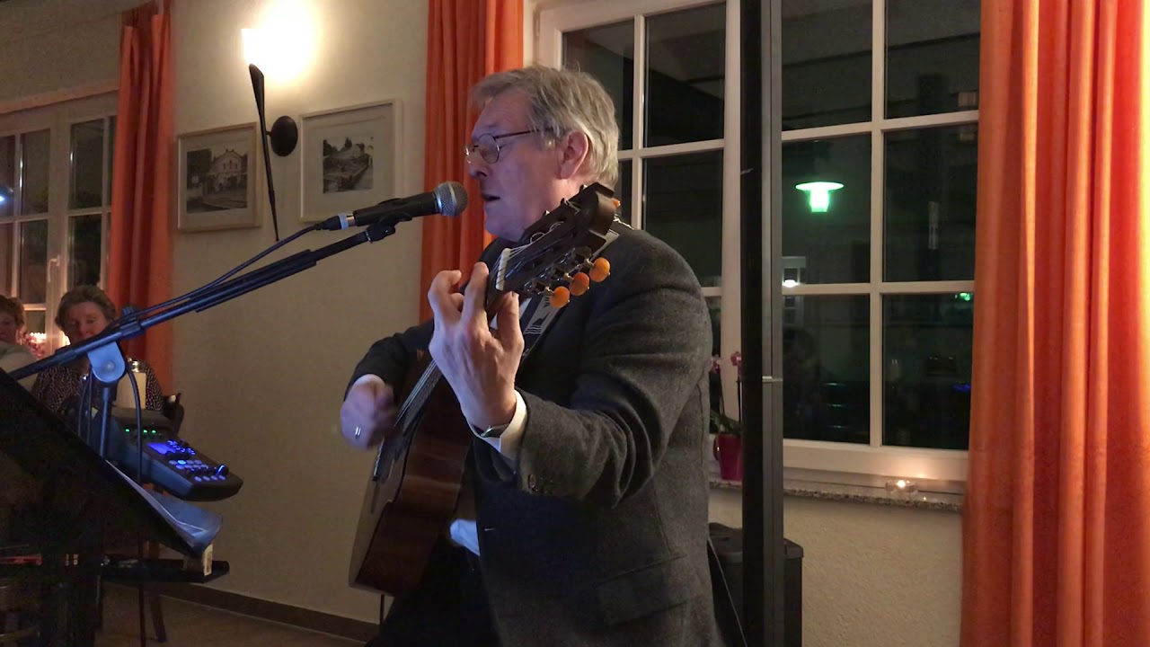6.Song Dirk Ende sings Leonard Cohens "A Bunch of lonesome ...