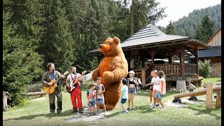 MINCE VO FONTÁNE - Medvede tancujú (official clip)