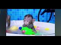 KiKi Monkey Helps Mom take care of Naughty Baby KUDO ANIMAL KIKI