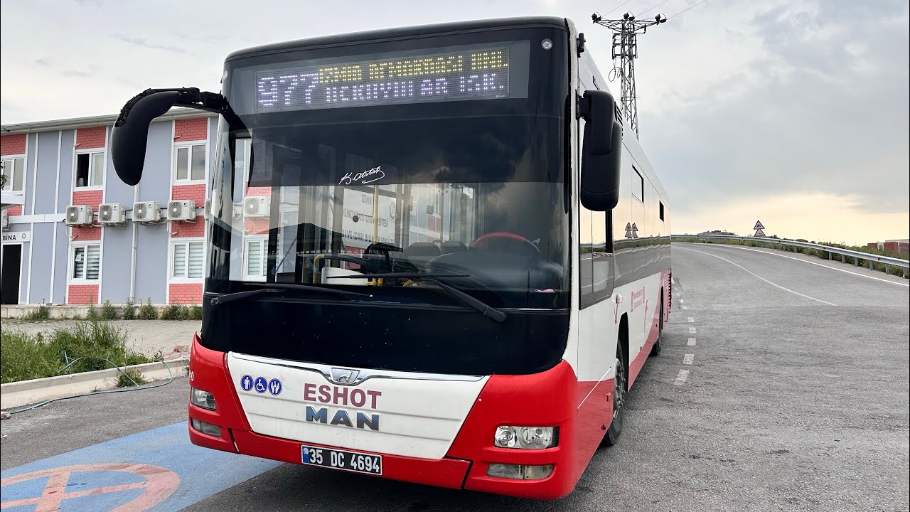 İzmir'de 977 ile Üçkuyular İskele-İzmir Demokrasi Üniversitesi Arası Otobüsle Seyahat