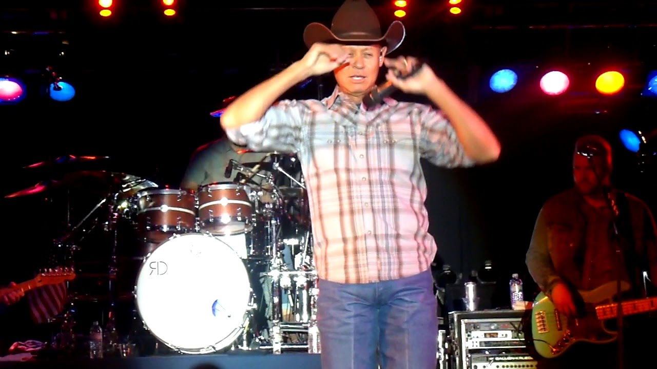 Neal McCoy Billy's Got His Beer Goggles On Bourbon Hall Louisville