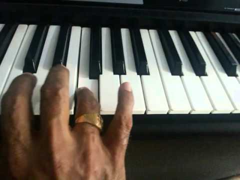 how-to-play-olanjali-kuruvi-song-on-piano