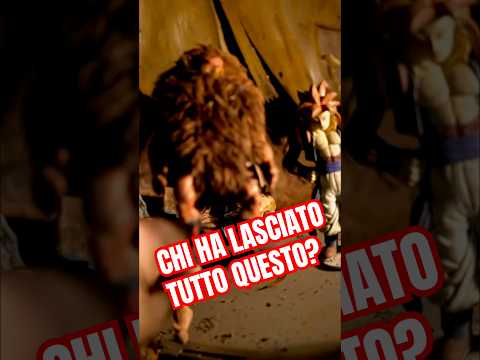 Abbiamo trovato una Mercedes, giocattoli anni '80 e foto misteriose...