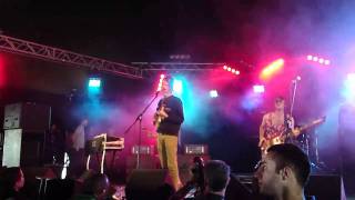 Darwin Deez - Up In The Clouds - Live At Reading Festival