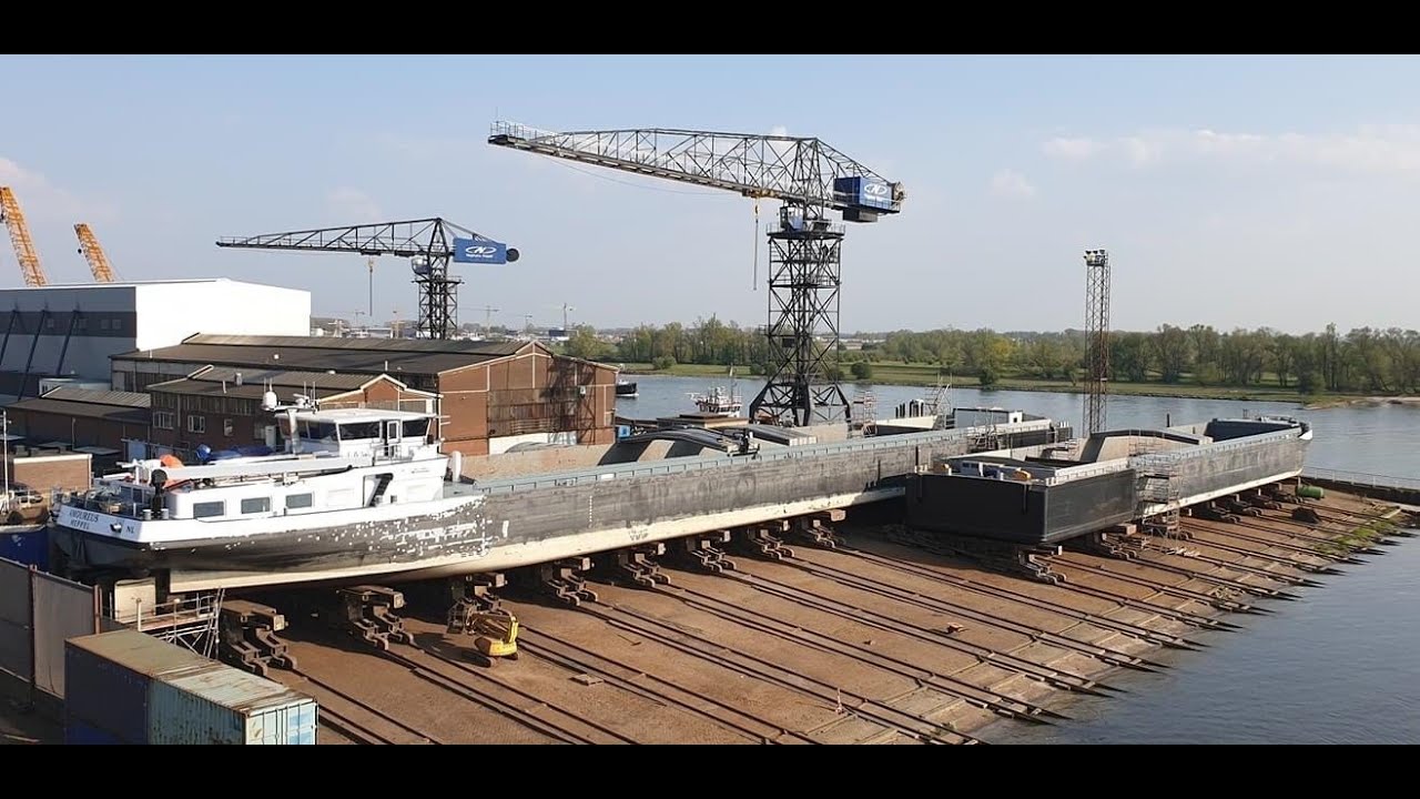 Conversion of Amoureus - Neptune Marine